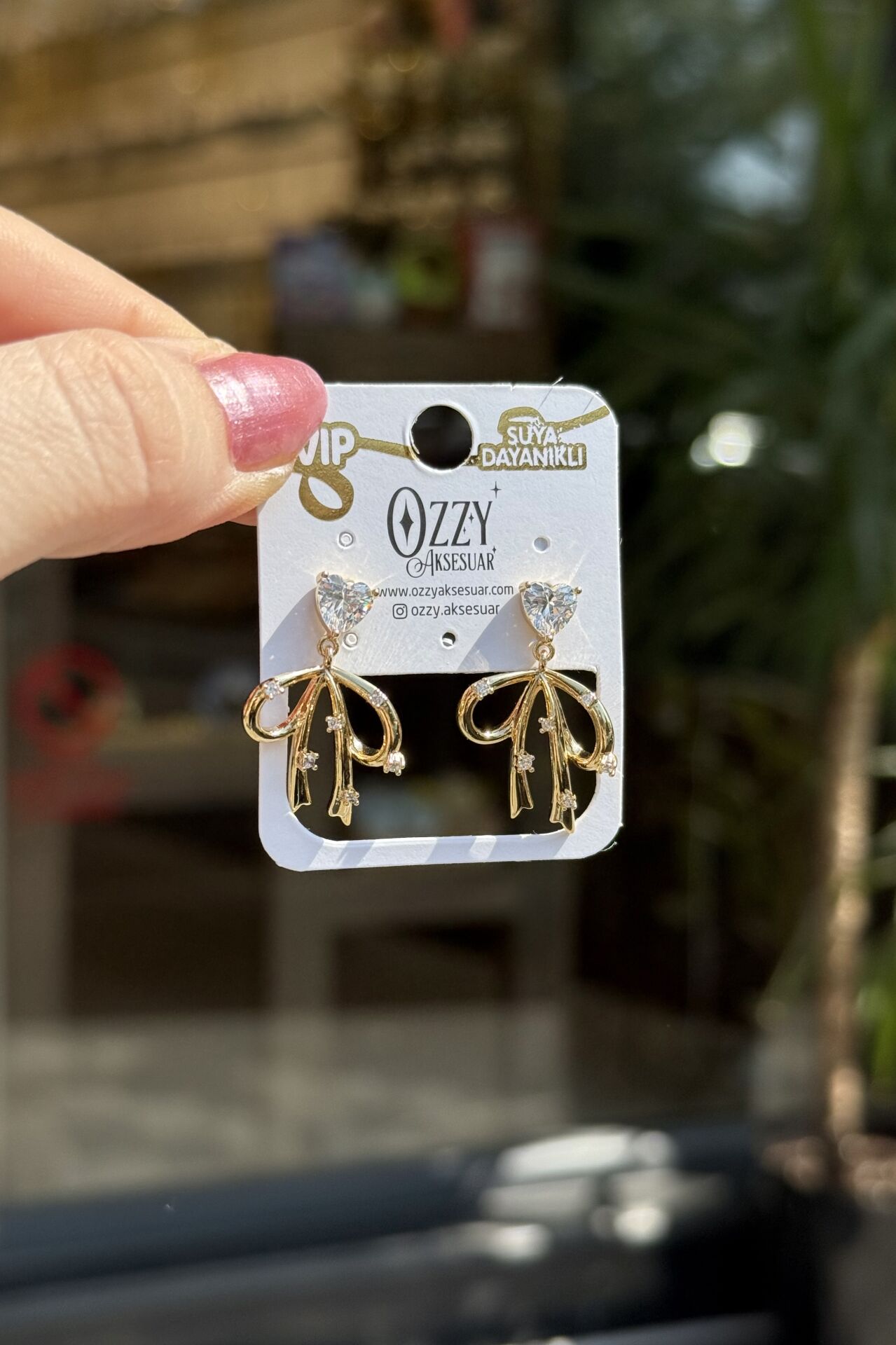 VIP Kalp Zirkon Taşlı Fiyonk Küpe 14K