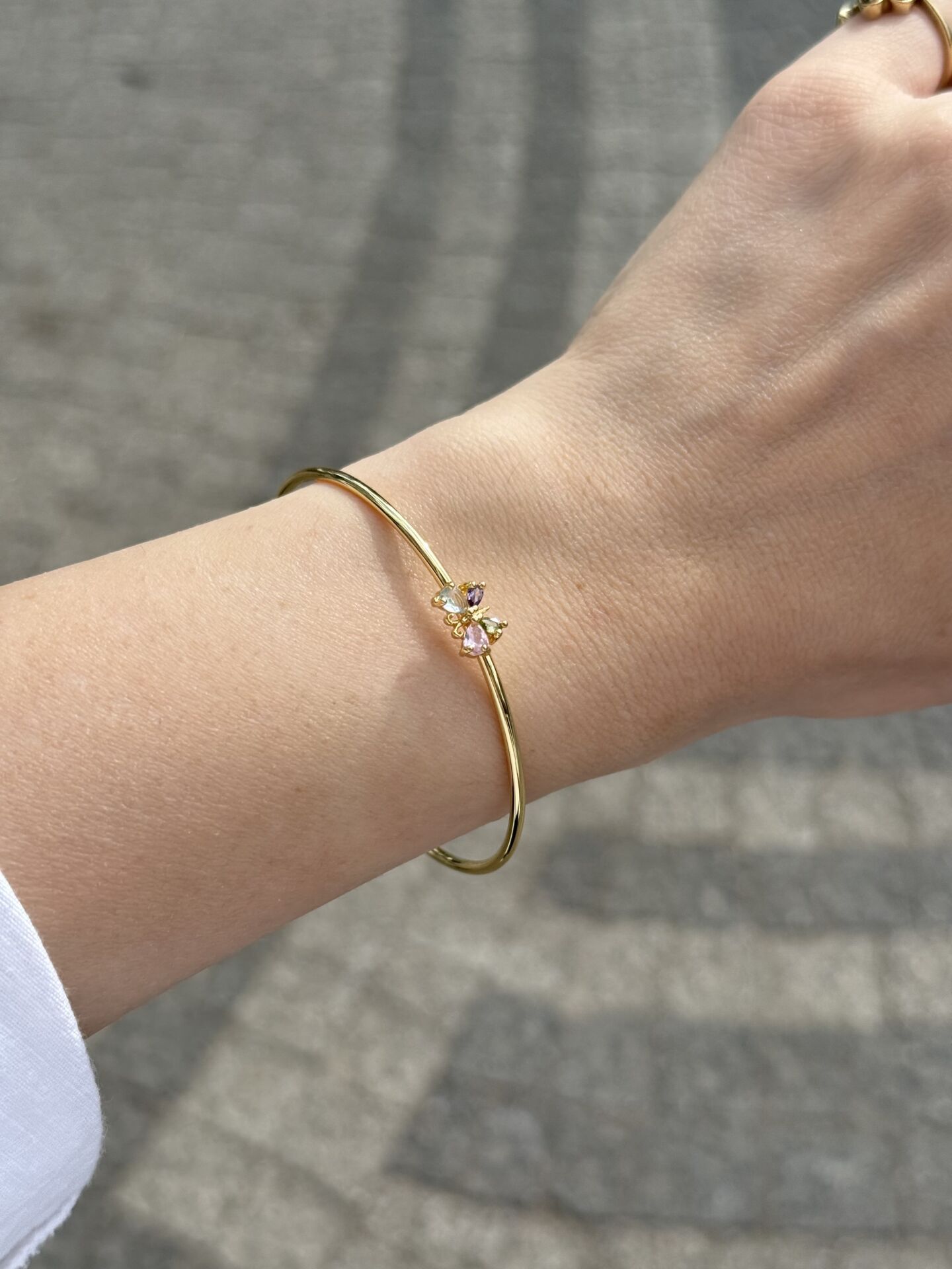 Renkli Zirkon Taşlı Kelebek Model Klipsli Kelepçe Bileklik