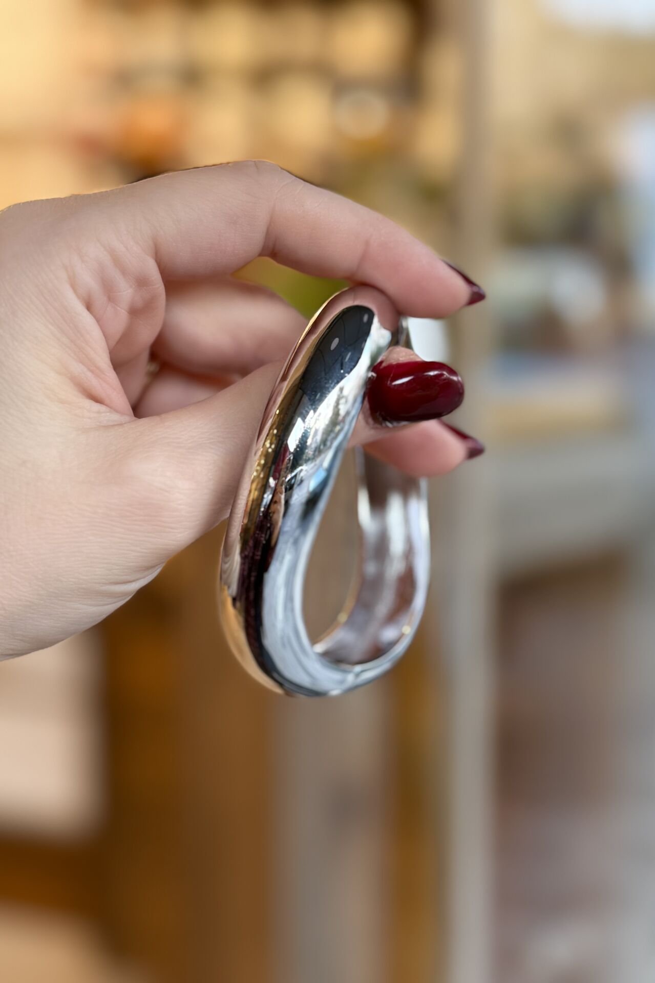 Dalgalı Model Kelepçe Bileklik Gümüş Renk