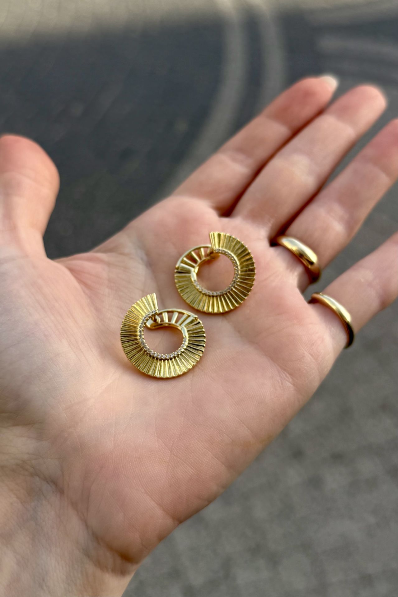 VIP Taşlı Yelpaze Model Küpe 14K