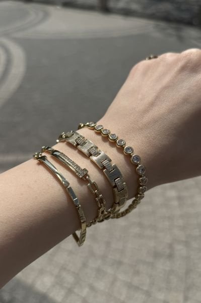 VIP Gömme Taş İşlemeli Taramalı Yassı Bileklik 14K 16 + 1 cm