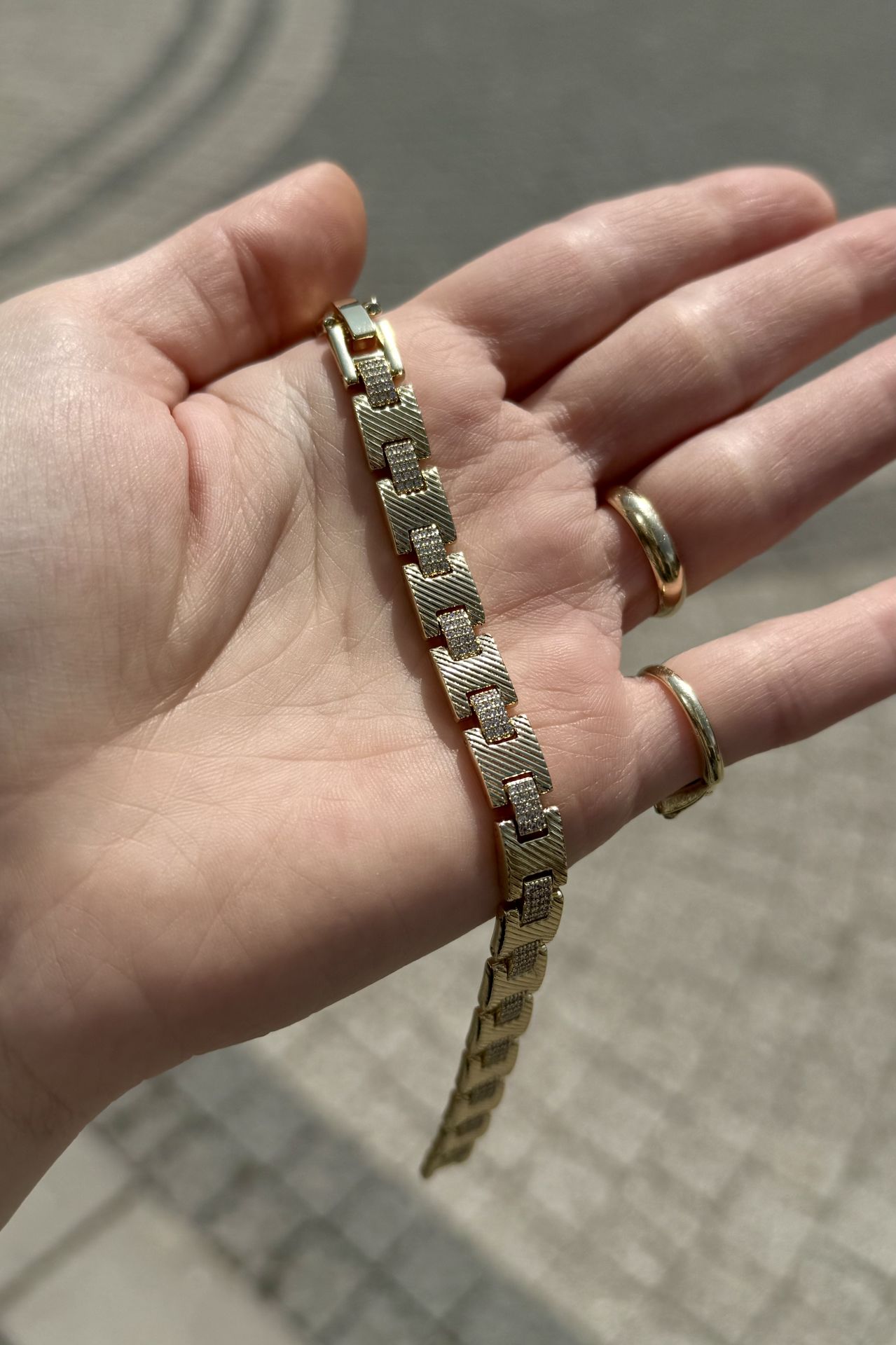 VIP Gömme Taş İşlemeli Taramalı Yassı Bileklik 14K 16 + 1 cm