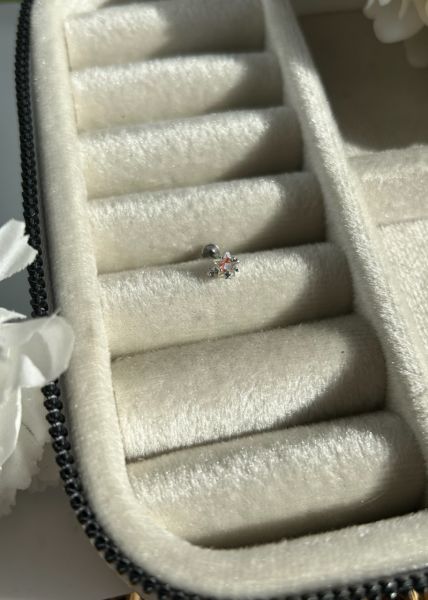 Çelik Opal Star Tragus Piercing 8 mm Gümüş Renk