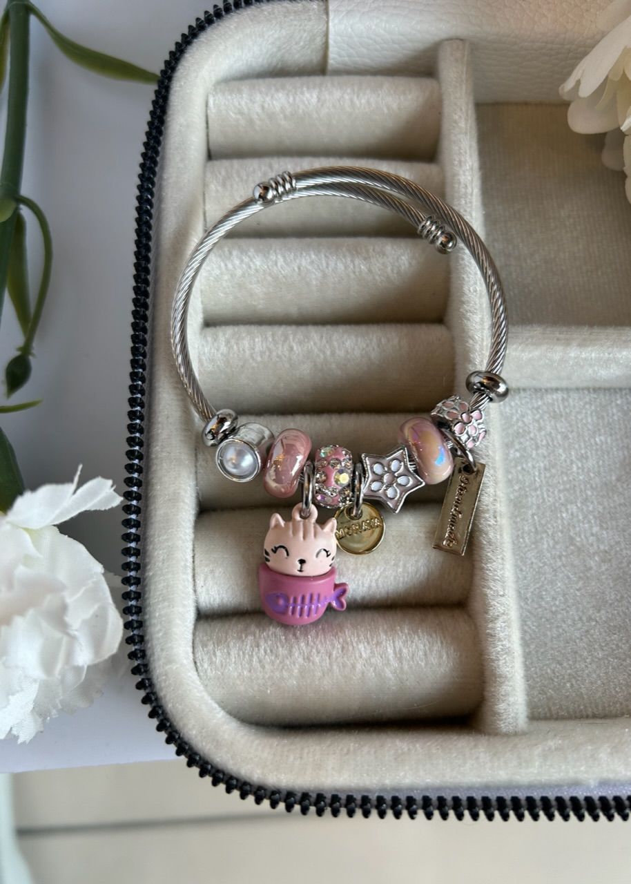 Bir Fincan Kedi Çelik Kordon Charm Bileklik Pembe