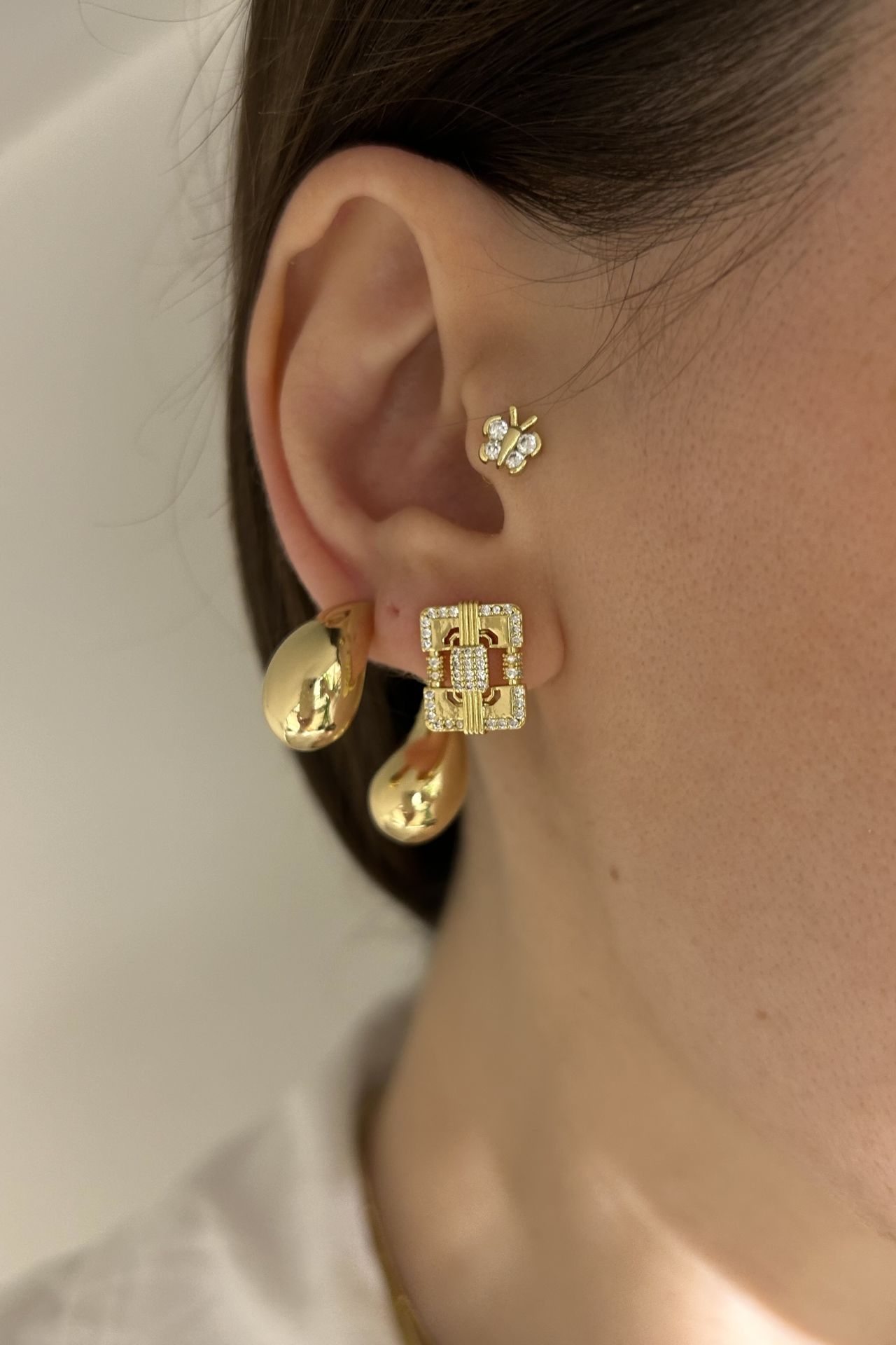 Taş İşlemeli Trend Modem Tasarım Küpe Küçük Boy