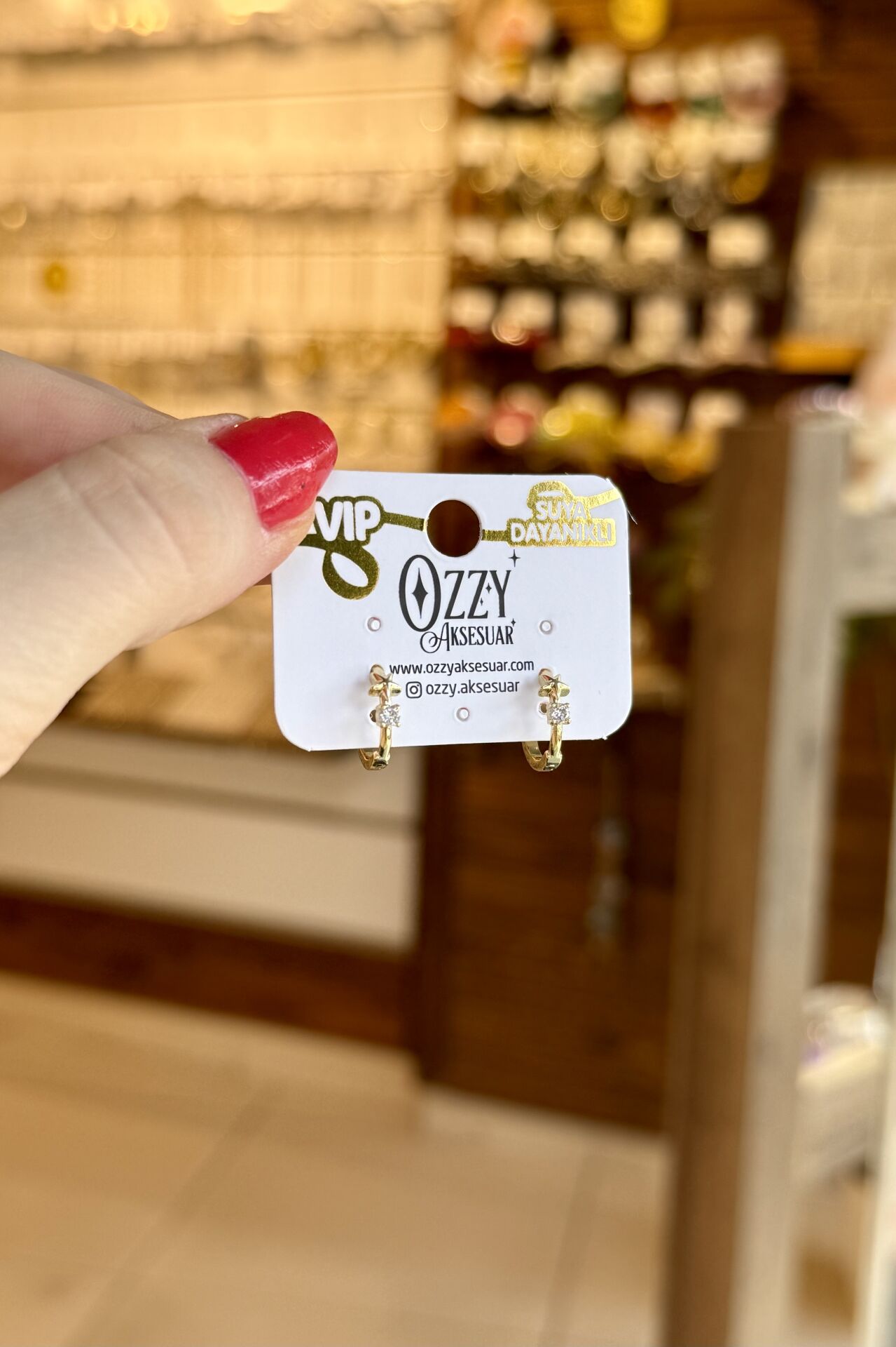 VIP Tek Taş ve Yıldız Detaylı Halka Küpe 14K