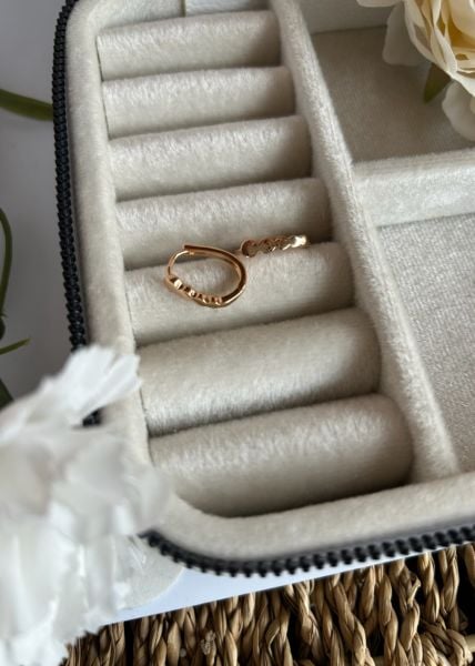 VIP Seri Sıra Ezme Top Detay Oval Halka Küpe