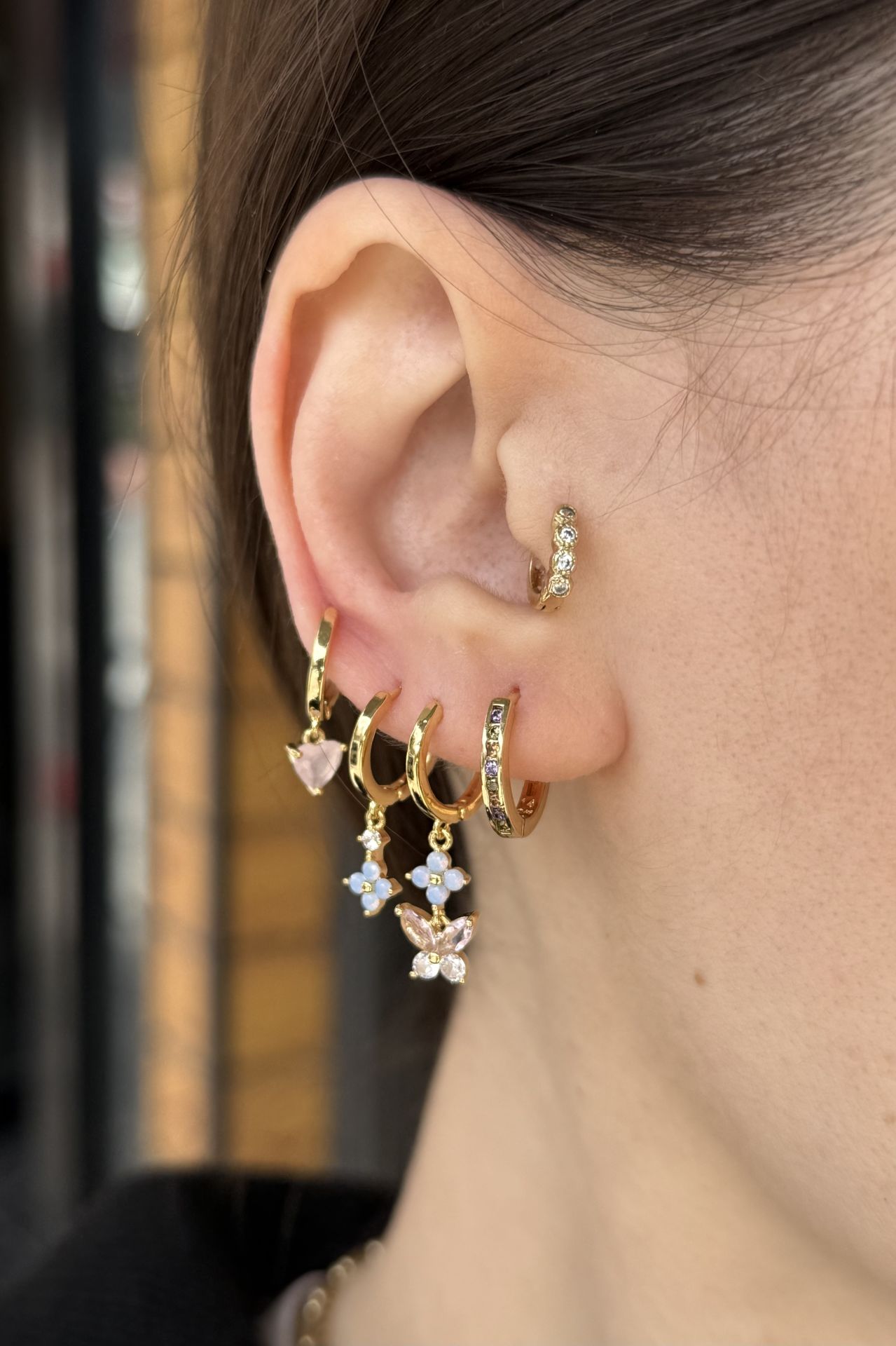 Renkli Sıra Taşlı Halka Küpe 14K