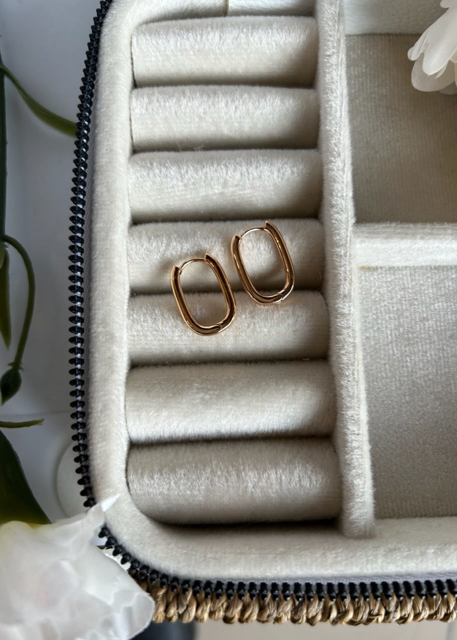 Sade Oval Halka Küpe