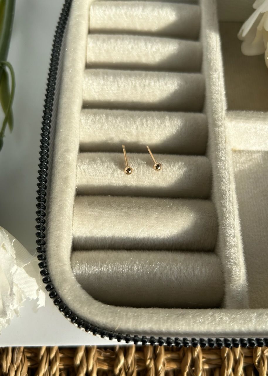 VIP Seri Top Küpe 2 mm