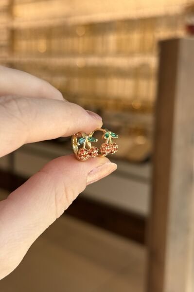 VIP Gömme Taşlı Kiraz Model Küçük Halka Küpe 14K