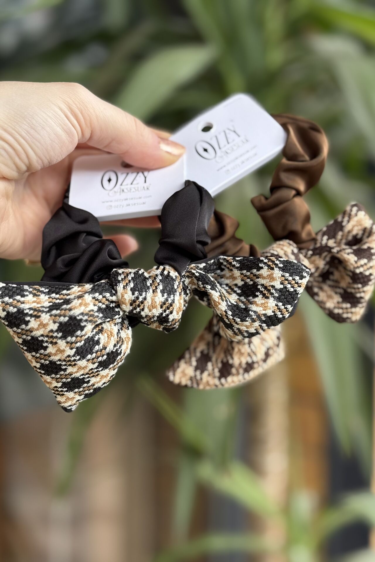 Kareli Fiyonk  Detaylı Simit Toka