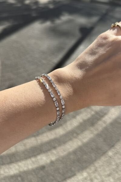 VIP Baget Taşlı Çift Sıra Su Yolu Bileklik Gümüş Renk 17 + 1 cm