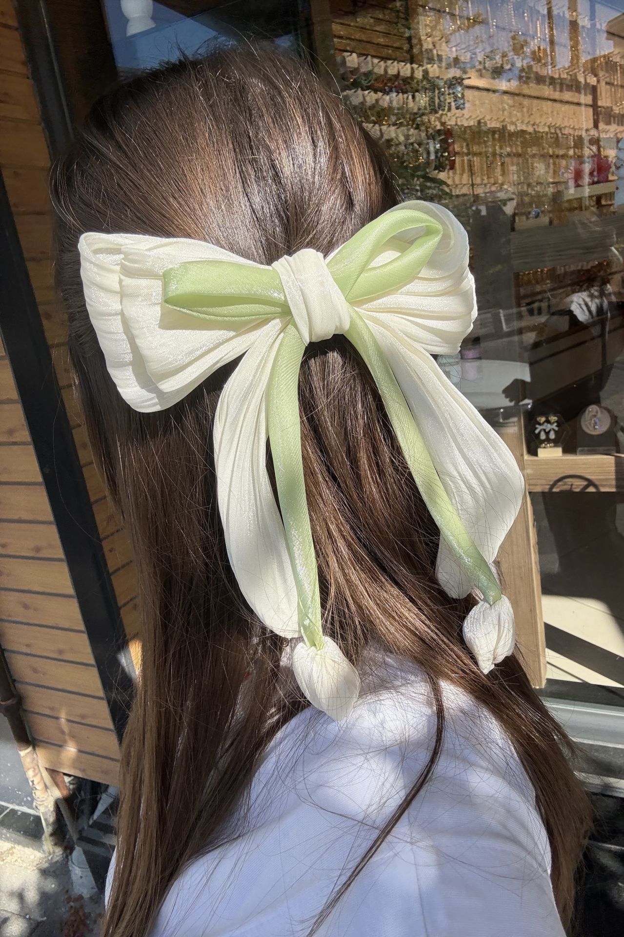 Laleli Saten Fiyonk Otomatik Toka Krem