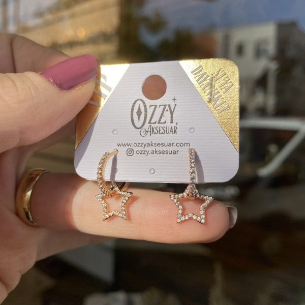 VIP Seri Ucu Çıkabilir Yıldız Küpe