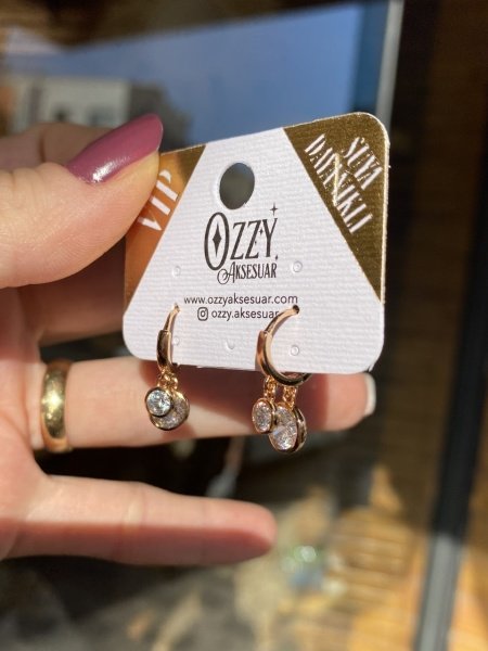 VIP Seri Çift Taşlı Shakira Küpe