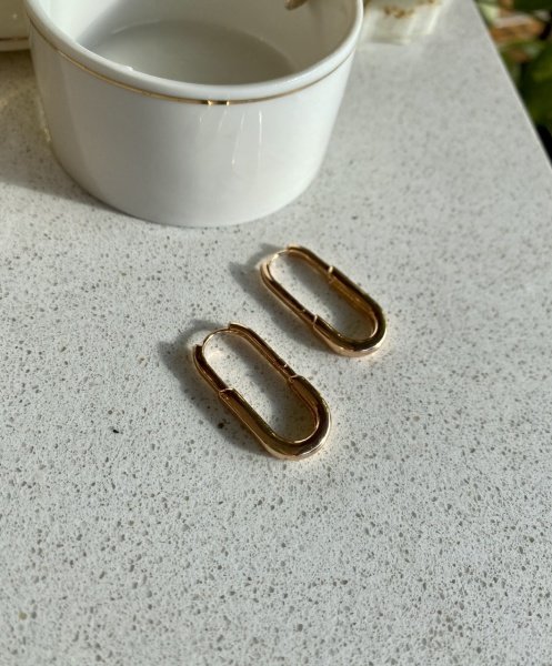 VIP Seri Basamak Detaylı Büyük Oval Küpe