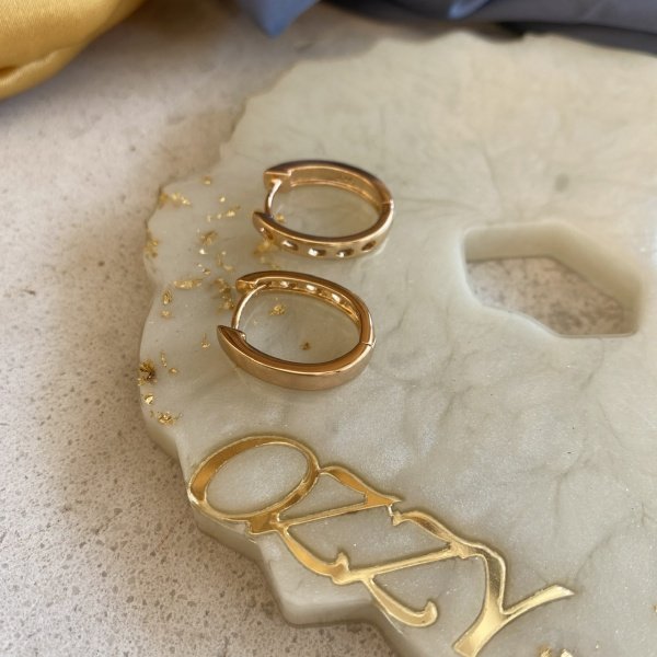 VIP Seri Arkası Desenli Oval Küpe