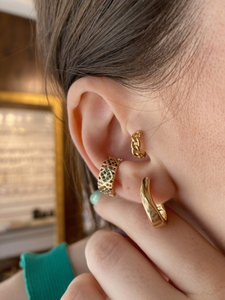 VIP Seri Asimetrik Oval Küpe