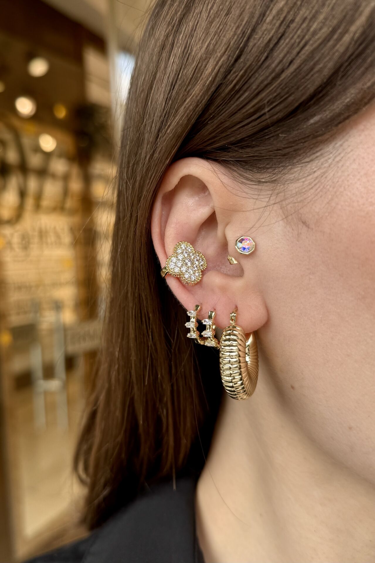 Gömme Taşlı Yonca Model Earcuff Kıkırdak Küpe