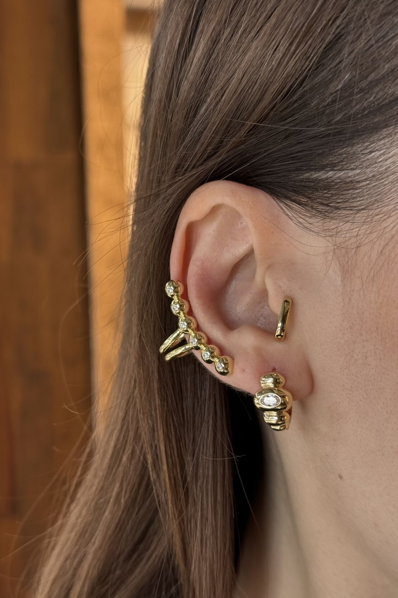 6 Sıra Gömme Taşlı Top Model Earcuff Kıkırdak Küpe 14K