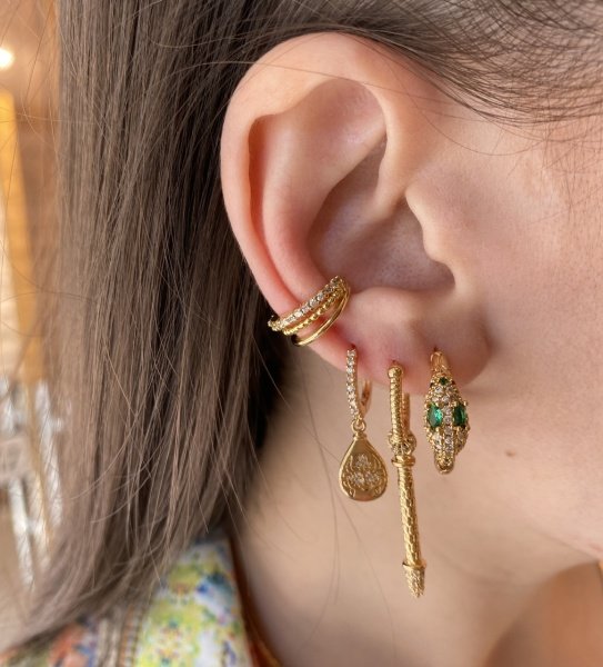 Sıra Taşlı Earcuff