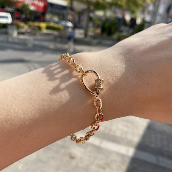 VIP Seri Damla Model Vidalı Bileklik 18 cm