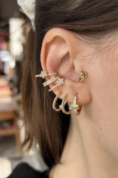 Gömme Taşlı Yıldız Detay Earcuff Kıkırdak Küpe