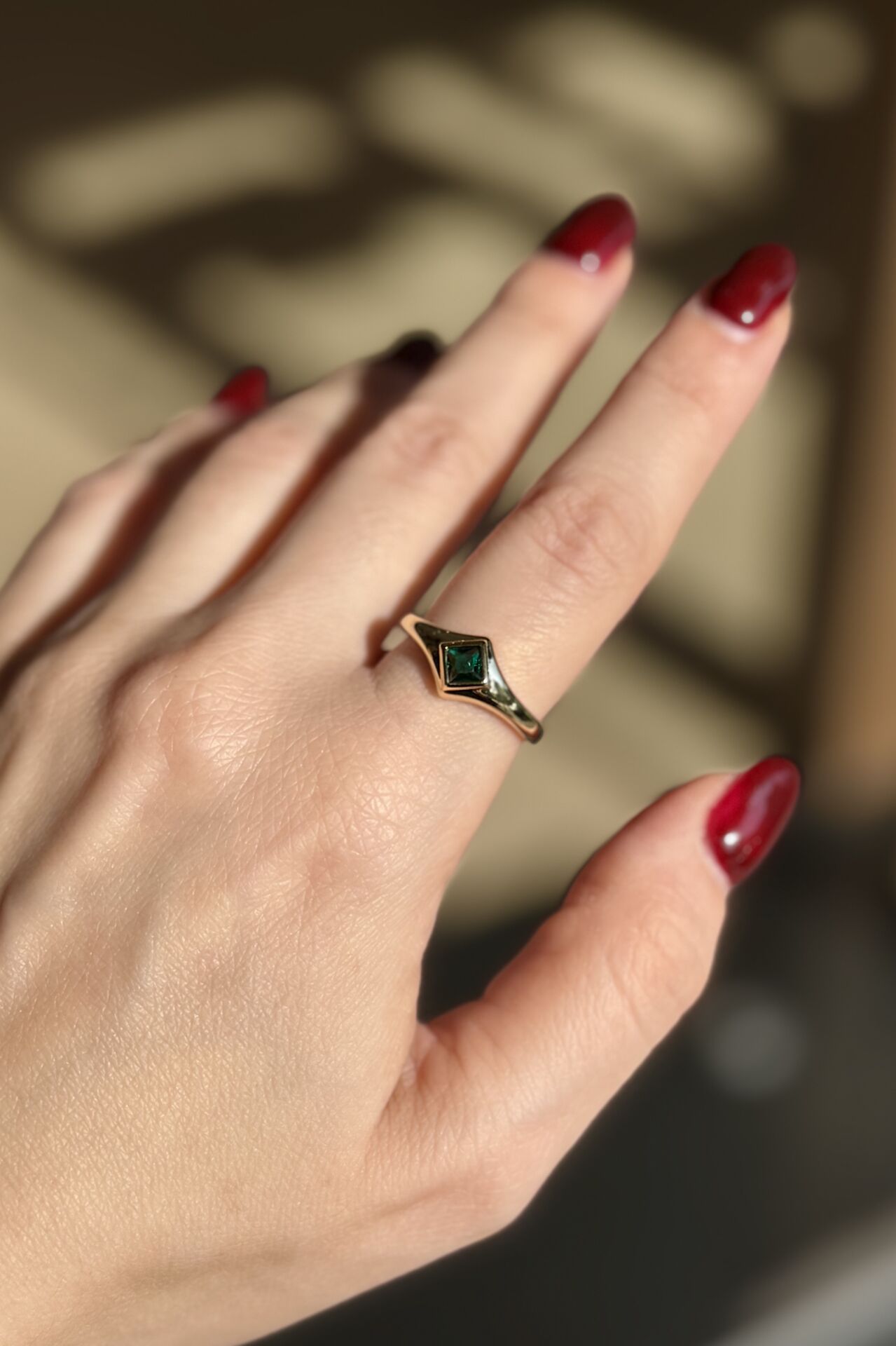 Karo Taş Ayarlanabilir Yüzük Yeşil Taş