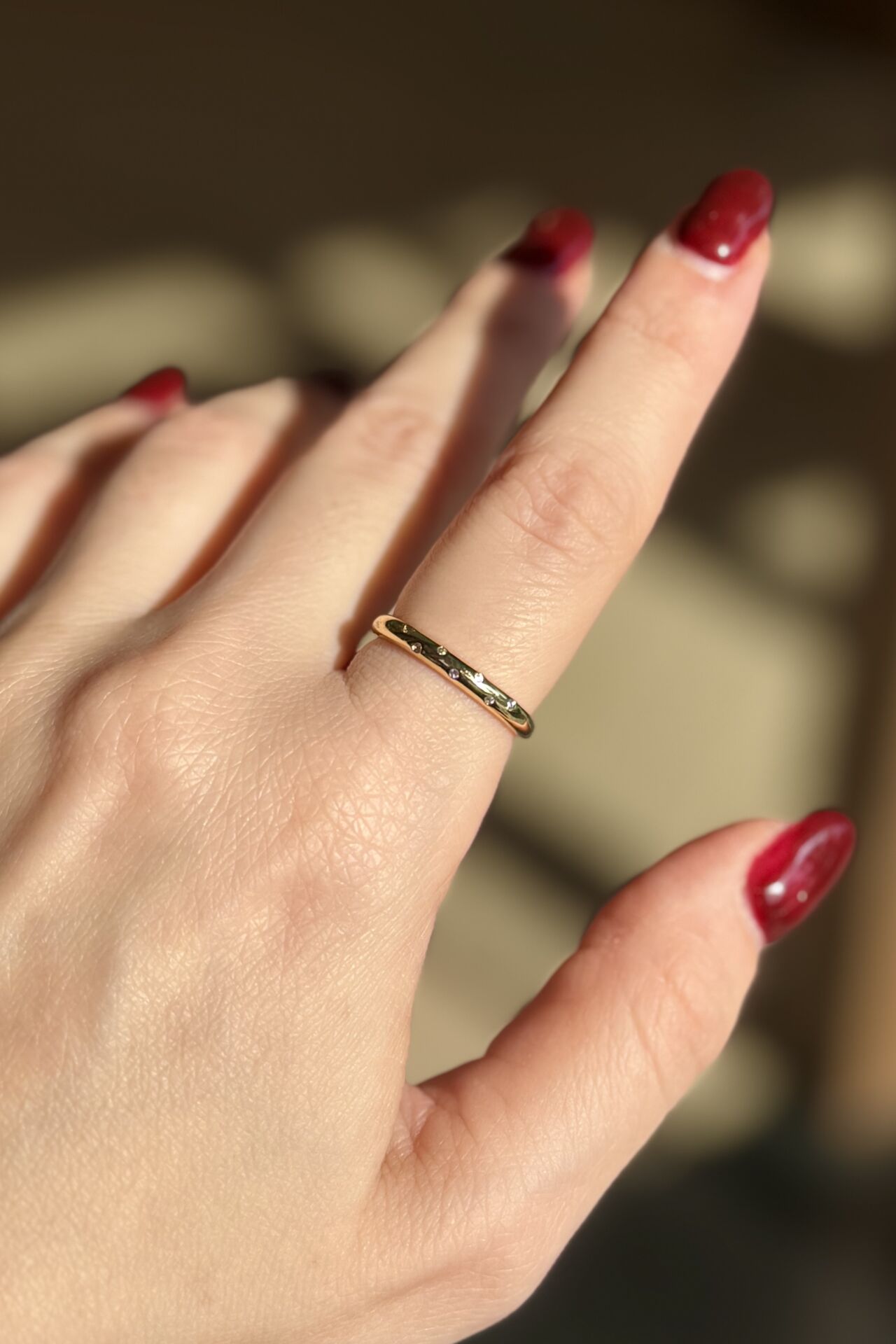 Gömme Taş İşlemeli Ayarlanabilir İnce Yüzük