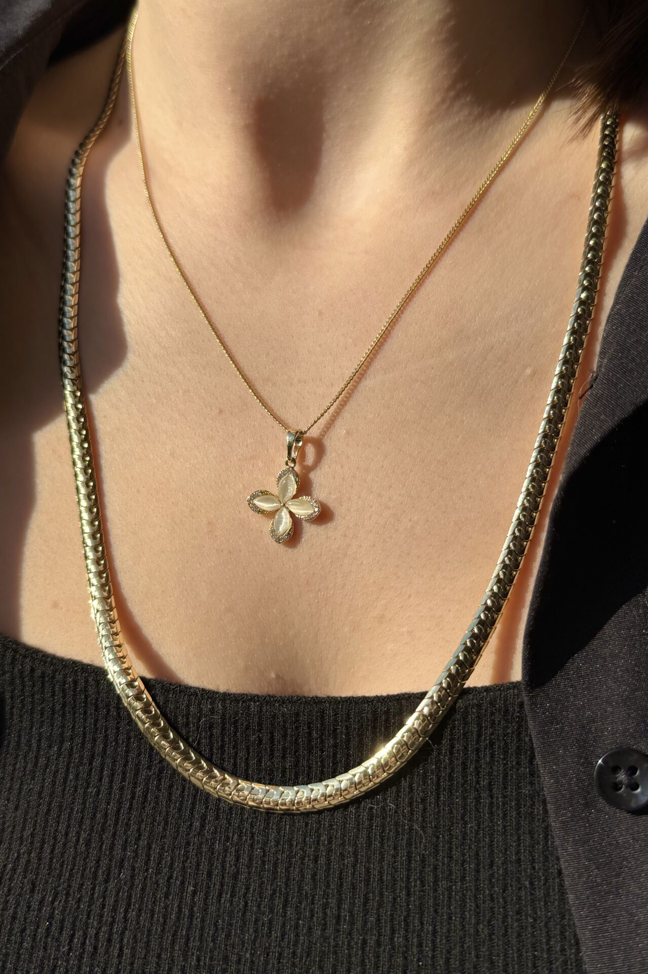 VIP Sedefli Yaprak Modelli Yonca Kolye 45 cm