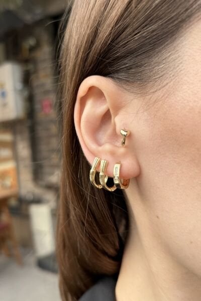 VIP Ön ve Arkası Sıra Taşlı Hafif Oval Halka Küpe 14K