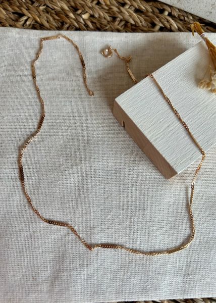 VIP Seri Ezme Plaka Detay Burmalı Kolye 45 cm