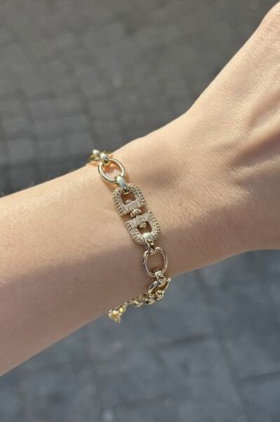 VIP Ortası Gömme Taş Kemerli Oval Zincir Bileklik 14K