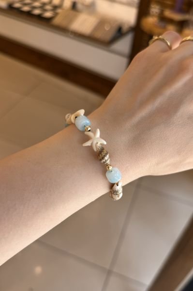 Mavi Taşlı Sıra Deniz Kabuğu Bileklik