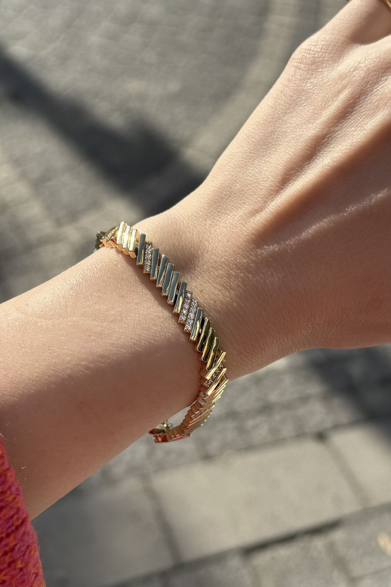 VIP Gömme Taş Detaylı Yatay Şerit Bileklik 17 + 2 cm