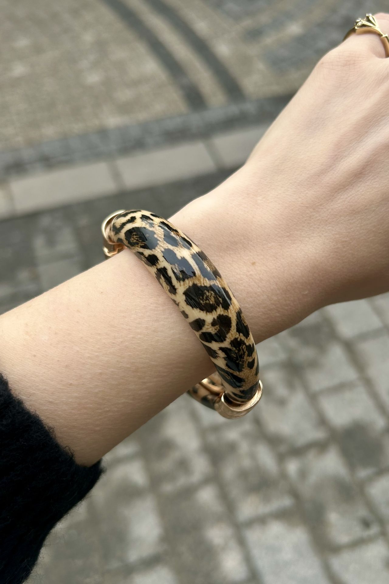 Leopar Desenli Kelepçe Bileklik