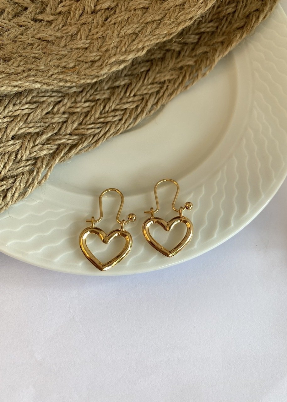 Sepet Model Kalp Küpe