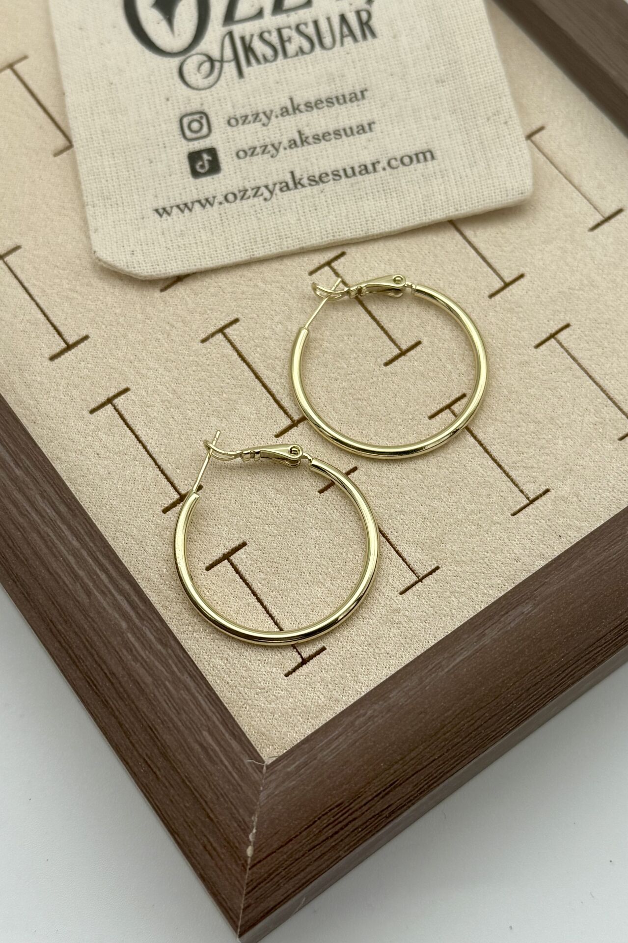 VIP Sade Halka Küpe 3 cm 14K