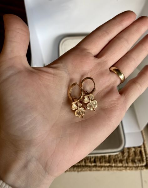 Sallantılı Yonca Halka Küpe