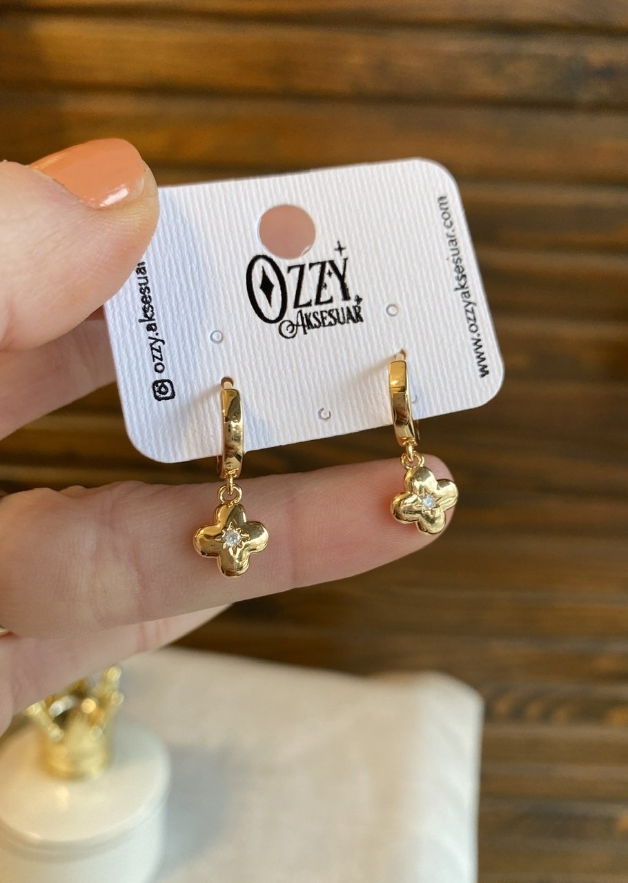 Ortası Zirkon Taş Sallantılı Yonca Model Halka Küpe