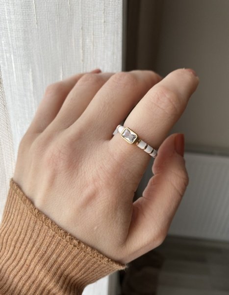 Beyaz Mineli Baget Zirkon Taş Ayarlanabilir Yüzük