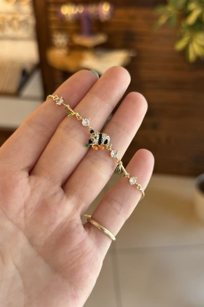 Gömme Taşlı Panda Model Asansör Bileklik