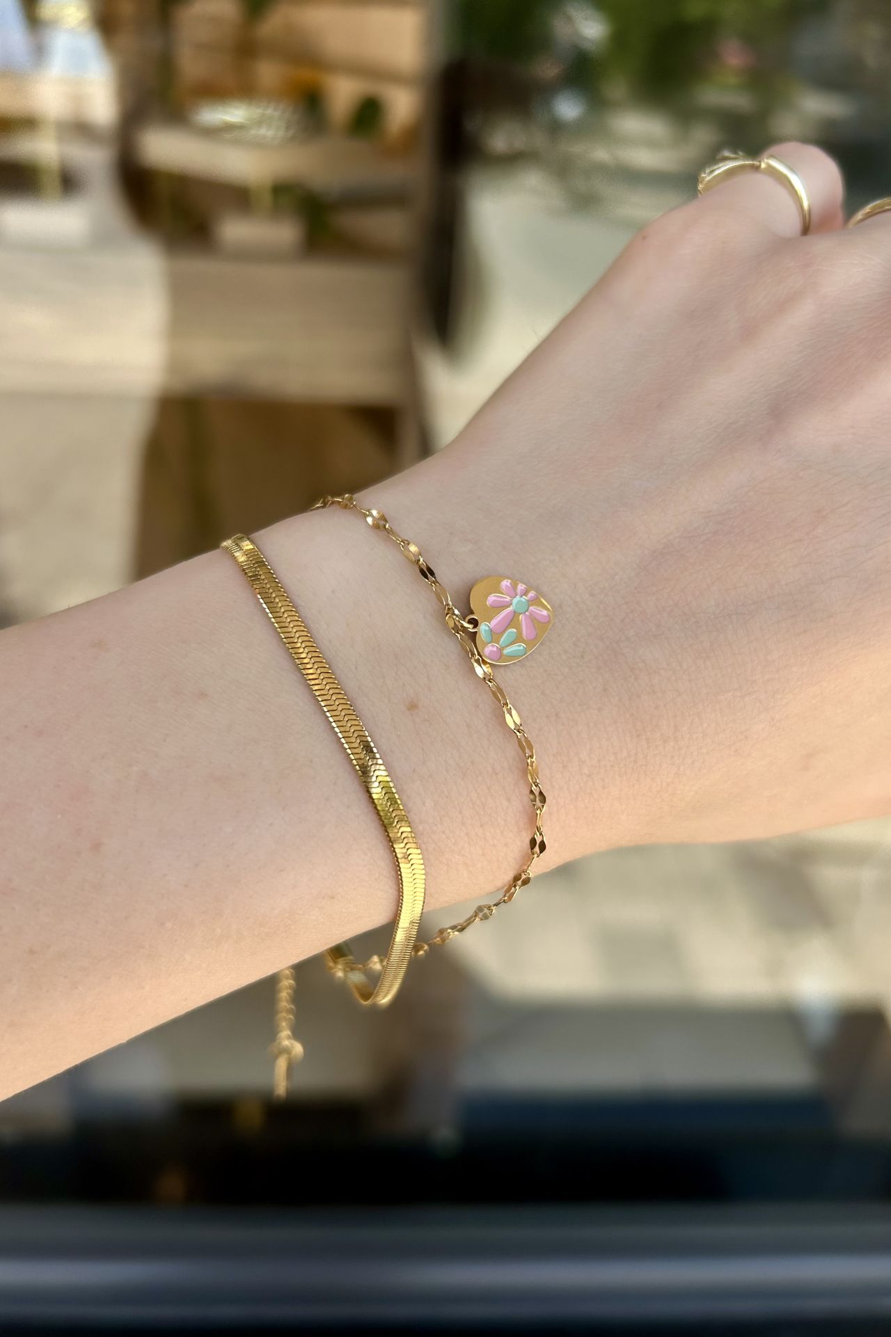 Kalp Üzeri Mineli Kalp Charmlı Çift Zincir Çelik Bileklik