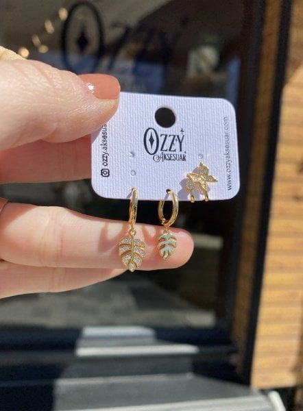 Taşlı Yaprak ve Kelebek Detaylı 3 'lü Set Küpe