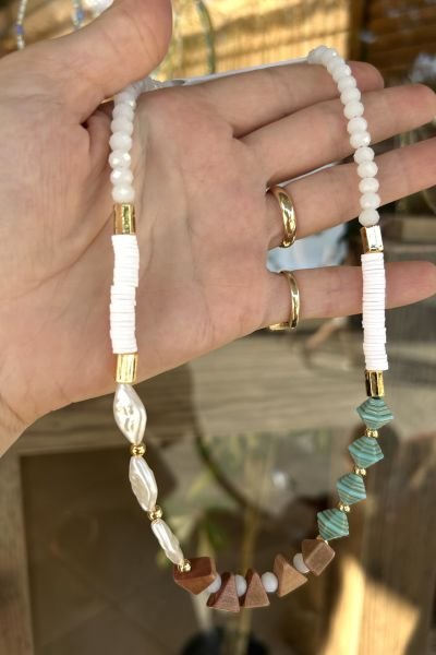 Kristal Boncuklu Otantik Kolye Beyaz