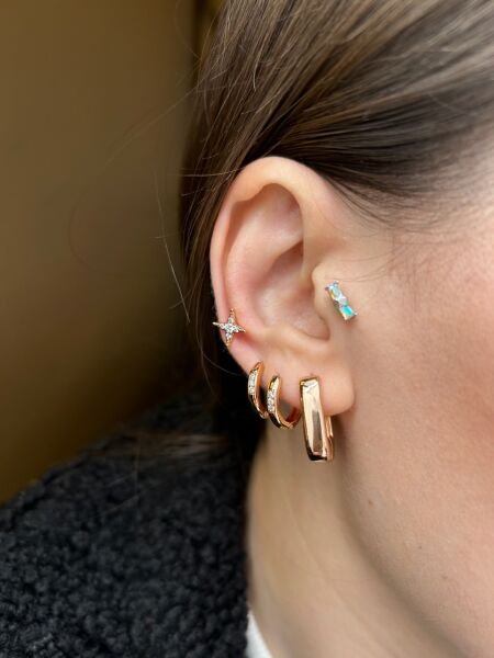 VIP Seri Taşlı Minimal Kuzey Yıldızı Küpe