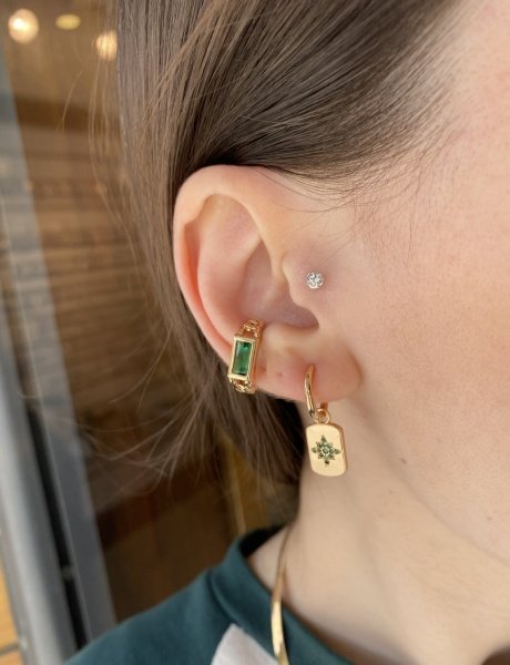 Yeşil Zirkon Taşlı Kuzey Yıldız Plaka Küpe