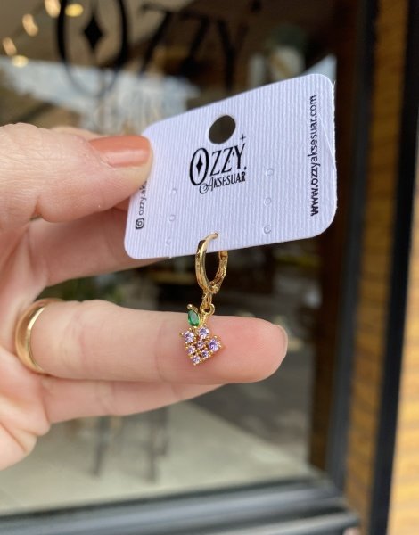 Zirkon Taşlı Üzüm Halka Küpe 1 Adet