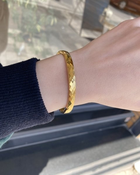 Çelik Elmas Kesim Desenli Kelepçe Bileklik